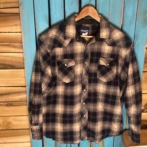 Vintage Wrangler thick plaid flannel western pearl snap shirt XL navy tan